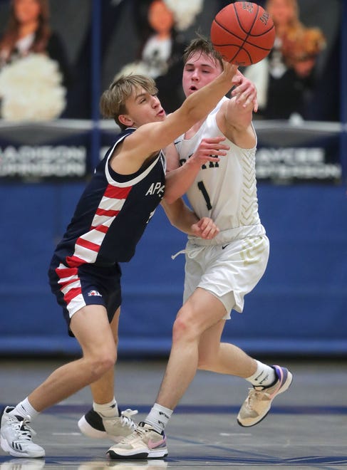 Appleton North High School's Will Sweeney (1) against Appleton East High School's Brayden Nieman (4) during their boys basketball game on Tuesday, February 6, 2024 at Appleton North High School in Appleton, Wis. East defeated North 58-44.
Wm. Glasheen USA TODAY NETWORK-Wisconsin